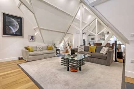 The Galleries, Brentwood, Image 3