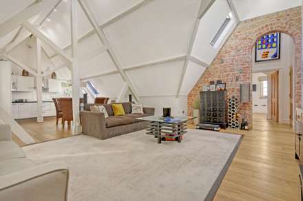 The Galleries, Brentwood, Image 6