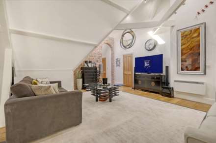 The Galleries, Brentwood, Image 8
