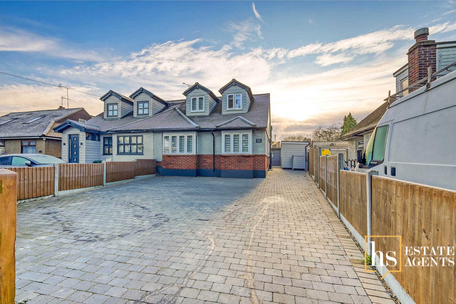 Crow Green Lane, Brentwood, Image 1