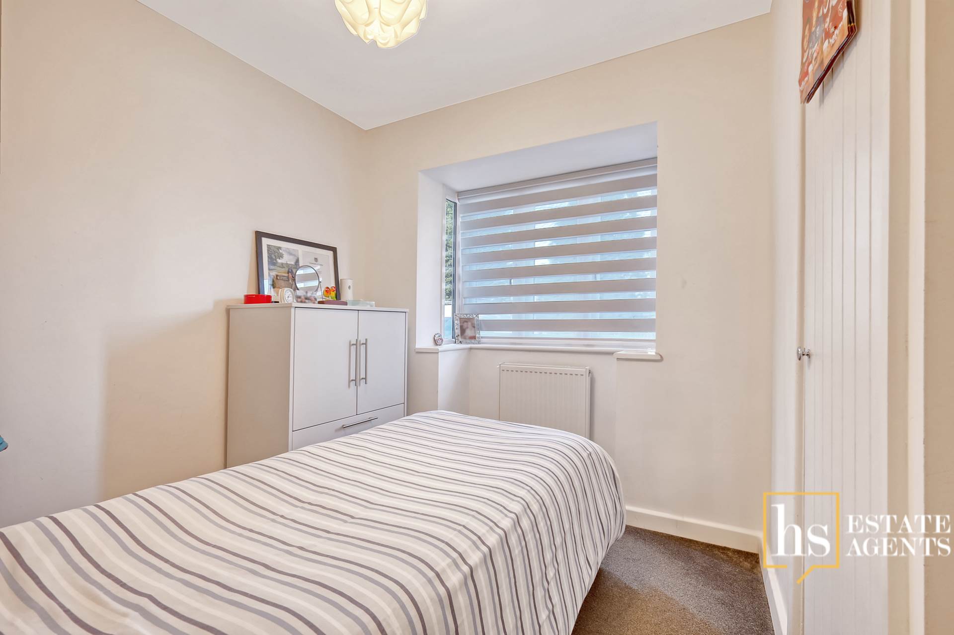 Crow Green Lane, Brentwood, Image 12