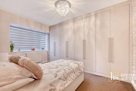Crow Green Lane, Brentwood, Image 11