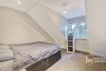 Crow Green Lane, Brentwood, Image 15