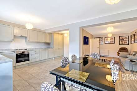 Crow Green Lane, Brentwood, Image 7