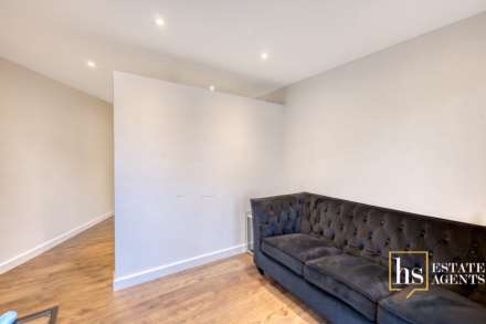 Crow Green Lane, Brentwood, Image 8