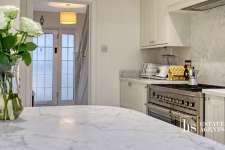 Woodman Road, Brentwood, Image 21