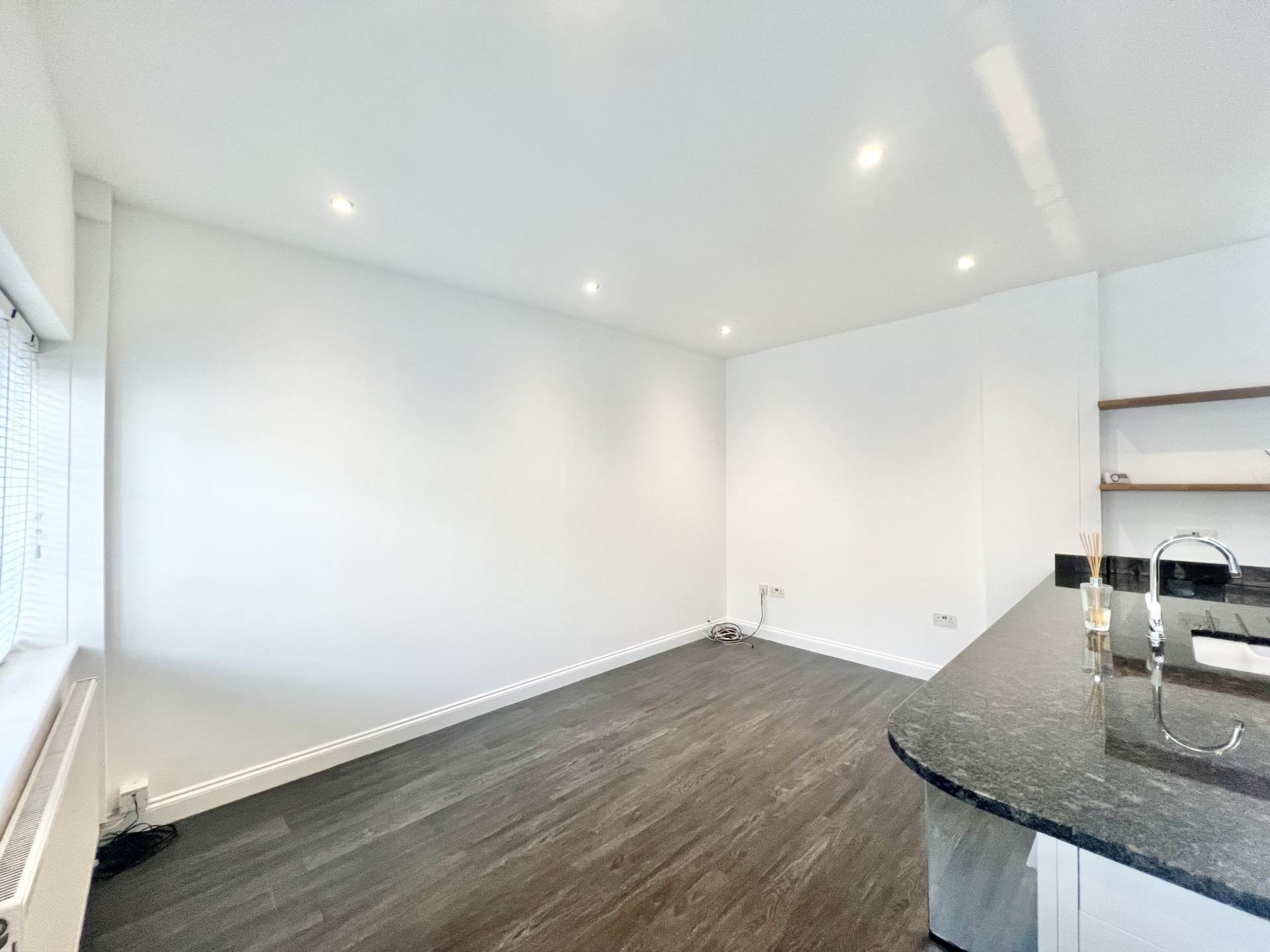 Victoria Road, Brentwood, Image 4