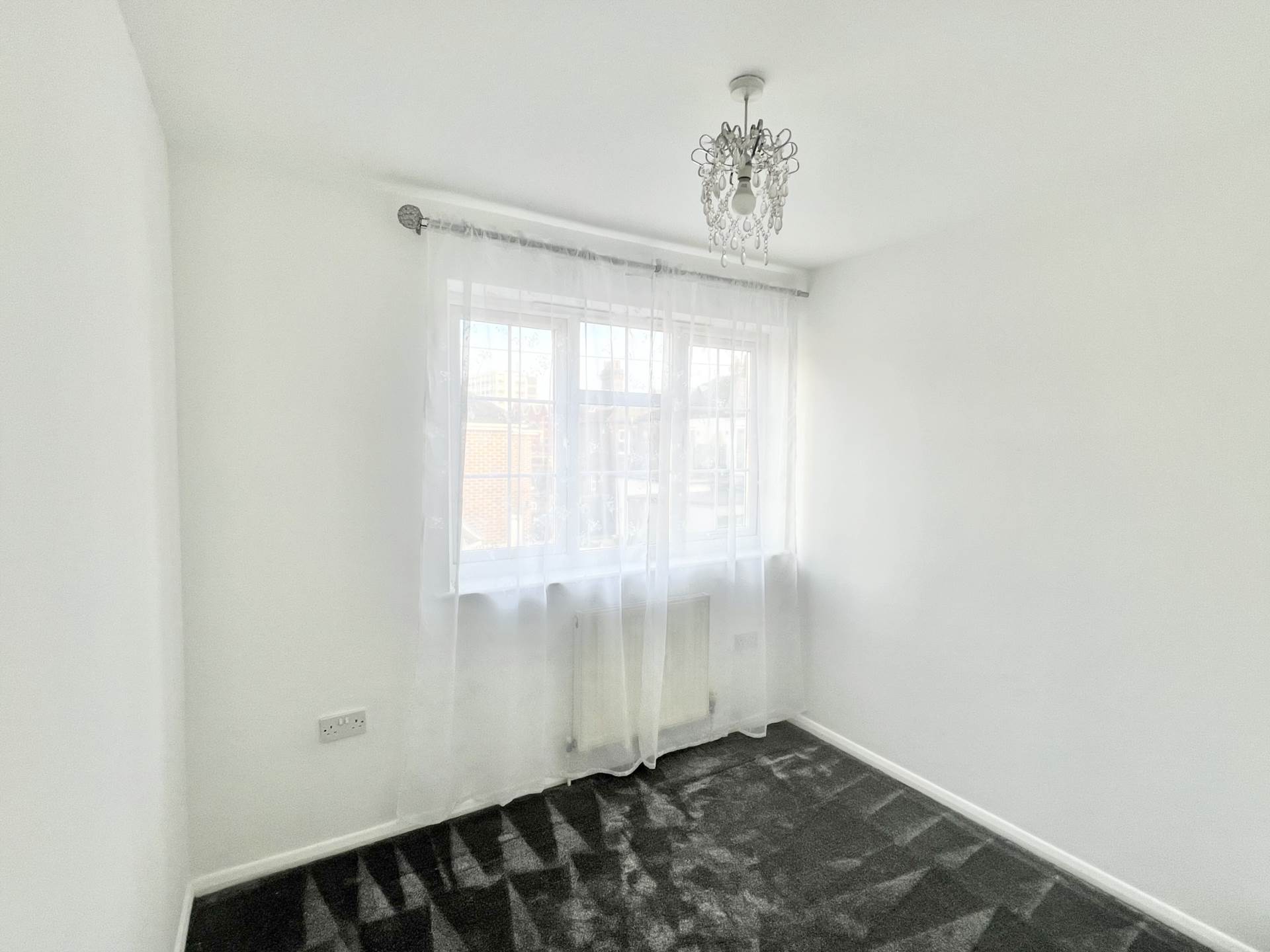 Victoria Road, Brentwood, Image 5