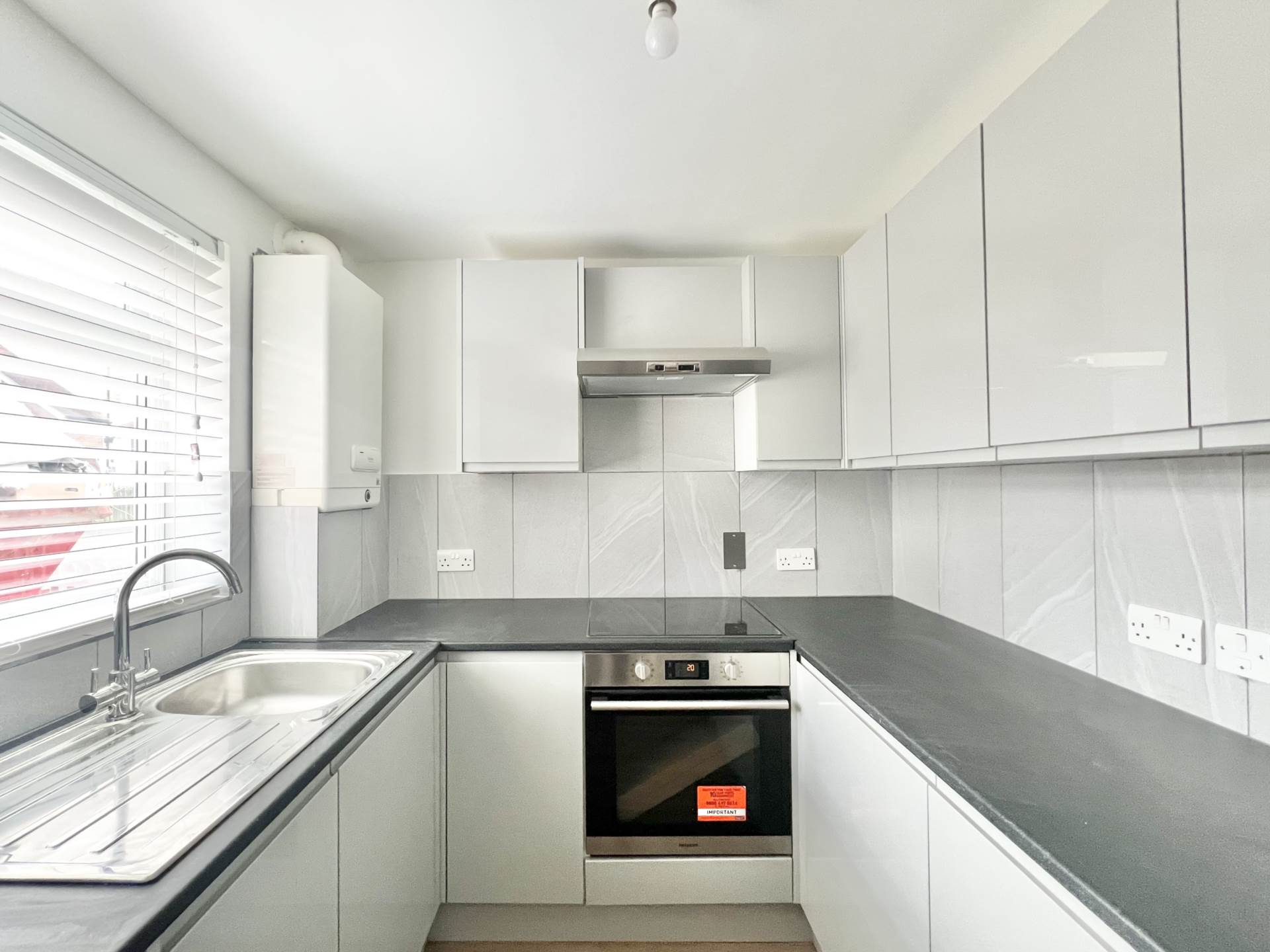 Queen Street, Brentwood, Image 2