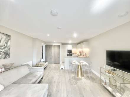 St James Road, Brentwood, Image 3