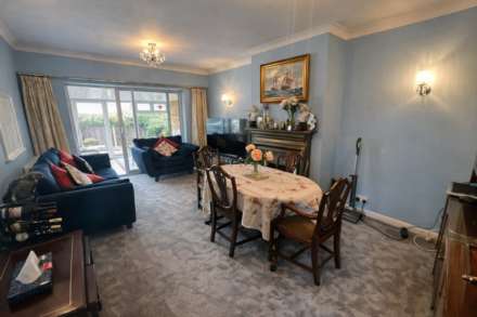 Westbourne Drive, Brentwood, Image 2