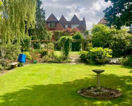 South Weald Road, Brentwood, Image 37