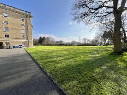 Thorndon Park, Ingrave, Image 15