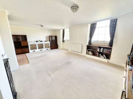 Thorndon Park, Ingrave, Image 16