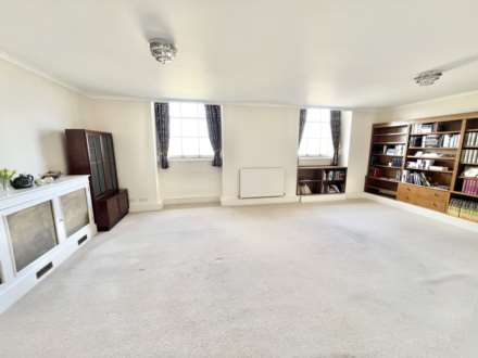 Thorndon Park, Ingrave, Image 4