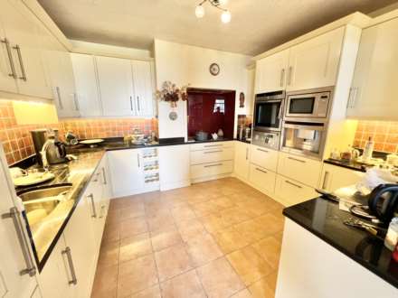 Thorndon Park, Ingrave, Image 5
