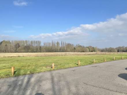 Thorndon Park, Ingrave, Image 9