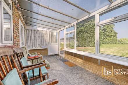 Purfleet Road, Aveley, South Ockendon, Image 15