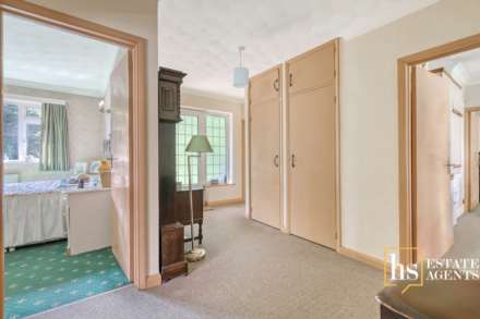 Purfleet Road, Aveley, South Ockendon, Image 18