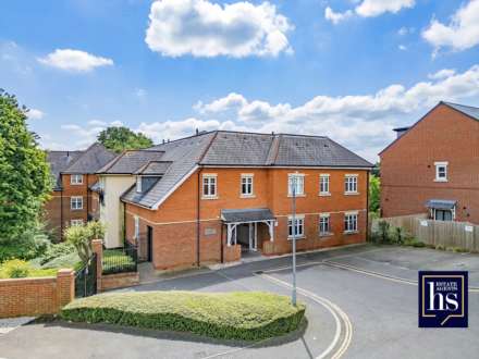 2 Bedroom Apartment, Eastfield Road, Brentwood