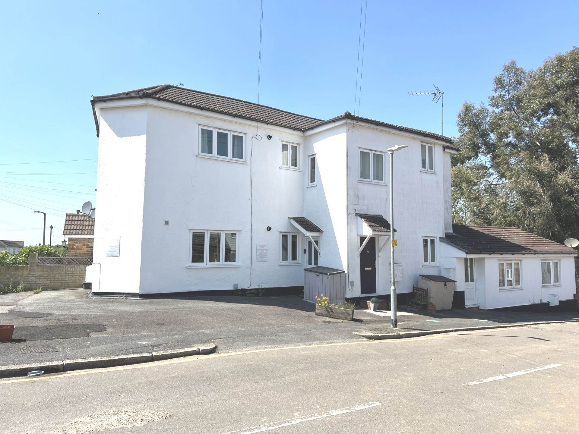 Milton Road, Brentwood, Image 7
