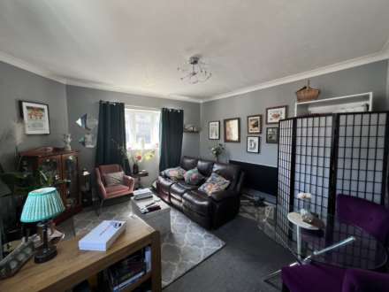 Milton Road, Brentwood, Image 3