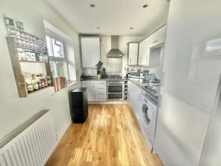 St Helen's Mews, Brentwood, Image 5