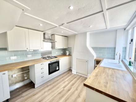 Brook Street, Brentwood - Be Part of History!, Image 7