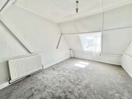 Brook Street, Brentwood - Be Part of History!, Image 9