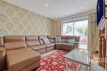Elizabeth Road, Brentwood, Image 3