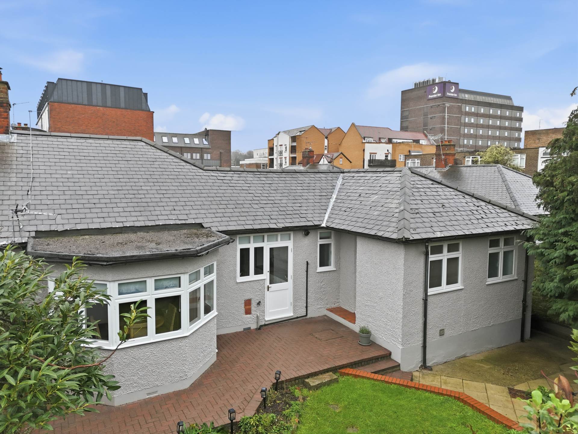 Fairfield Road, Brentwood, Image 13