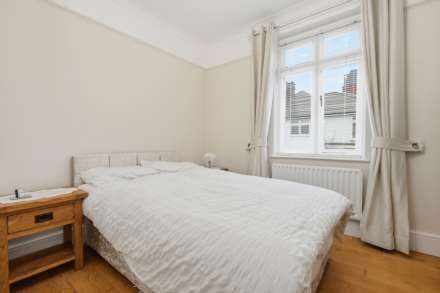 Fairfield Road, Brentwood, Image 8