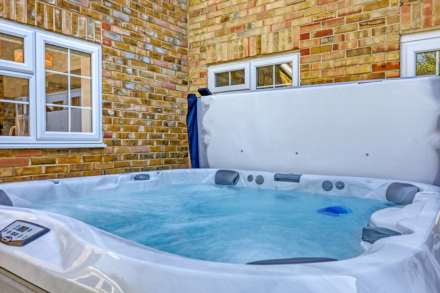 Pittman Close, Ingrave, Brentwood, Image 21