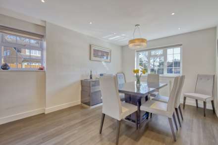 Pittman Close, Ingrave, Brentwood, Image 25