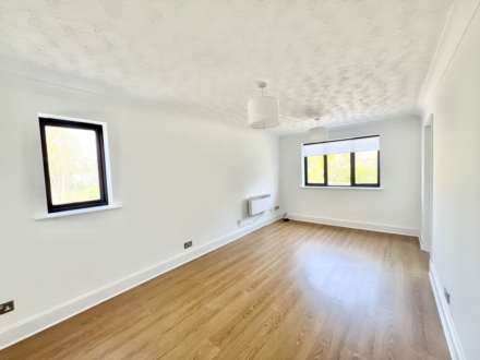 Hutchins Close, Hornchurch, Image 2