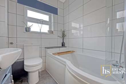 Warley Hill, Brentwood, Image 6