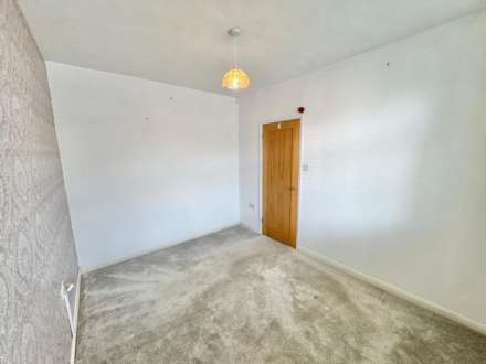 Hillfoot Avenue, Romford, Image 5
