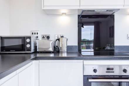 Peregrine Drive, Brentwood, Image 10