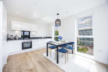 Peregrine Drive, Brentwood, Image 7