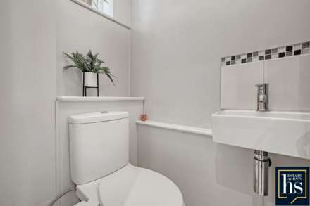 The Foxgloves, Billericay, Image 10