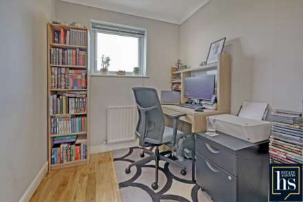 The Foxgloves, Billericay, Image 11
