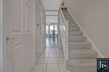The Foxgloves, Billericay, Image 6