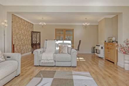 Brentwood Road, Ingrave, Brentwood, Image 3