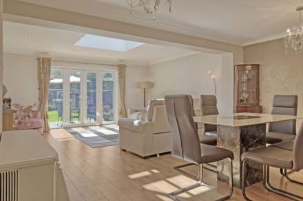 Brentwood Road, Ingrave, Brentwood, Image 5