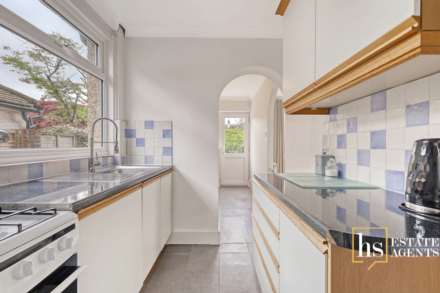 South Drive, Brentwood, Image 6