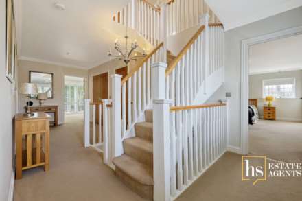 Park Avenue, Brentwood, Image 14
