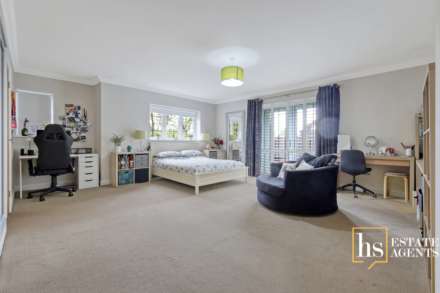 Park Avenue, Brentwood, Image 3