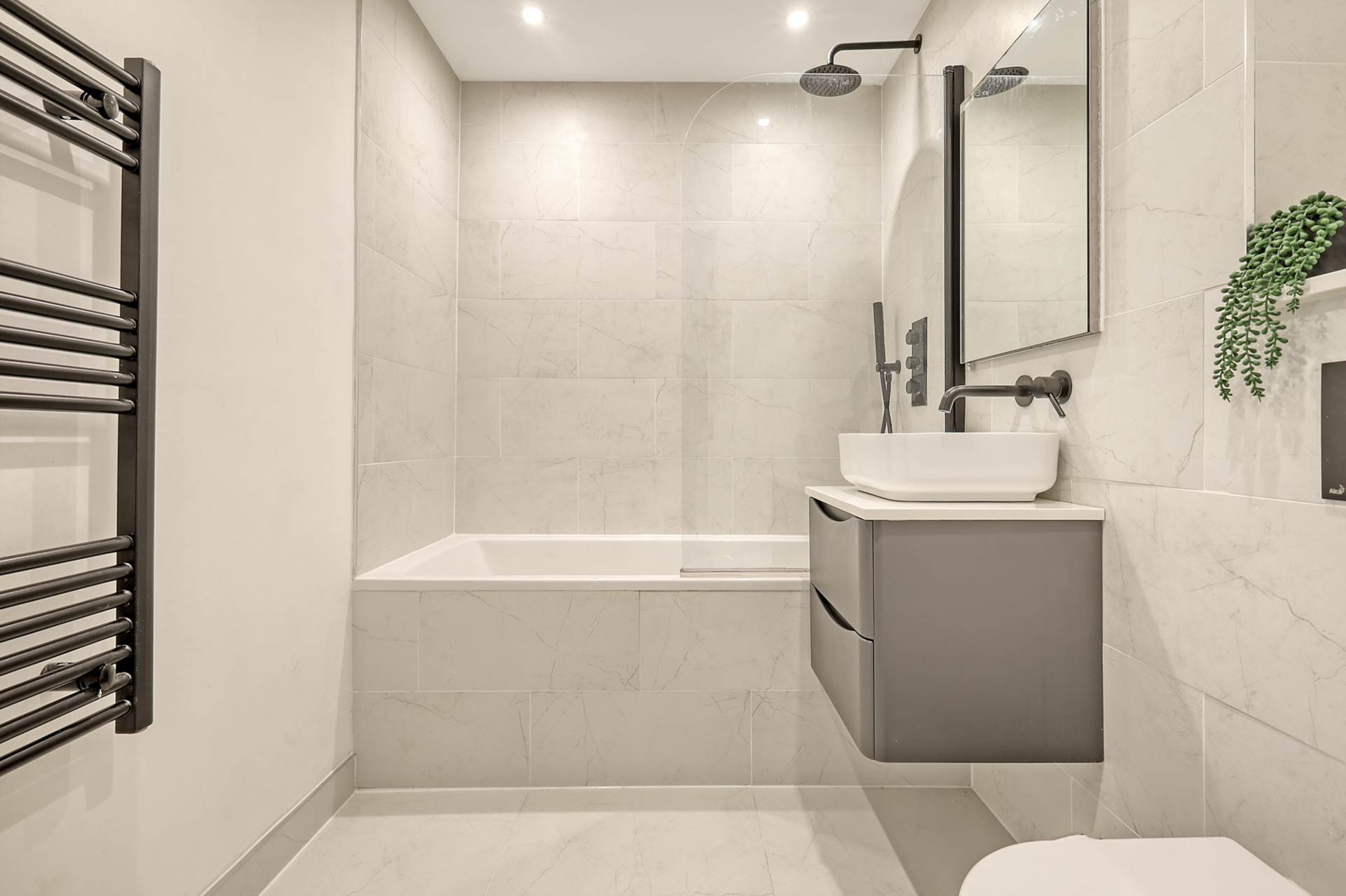 Pembury Apartments, Fairfield Road, Brentwood, Image 9
