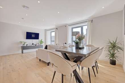 Pembury Apartments, Fairfield Road, Brentwood, Image 3