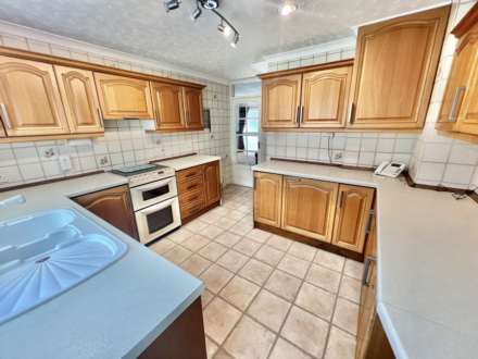 Pennyfields, Brentwood, Image 8